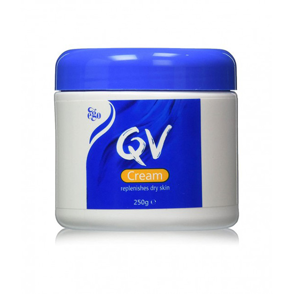 QV Highly concentrated Moisturising Cream For Dry Skin 250G كيو في كريم مرطب عالي التركيز للبشرة الجافة 250 غرام