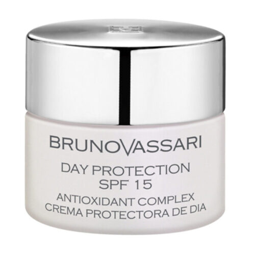 Day Protection Spf 15   كريم تفتيح نهاري بمعامل حماية 15
