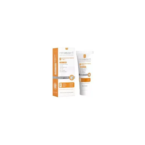 Mineaderm UV Protection & Hydration Lightly Tinted SPF 50+ (50ML)  ميناديرم الحماية من الأشعة فوق البنفسجية والترطيب خفيف اللون SPF 50+ (50 مل)